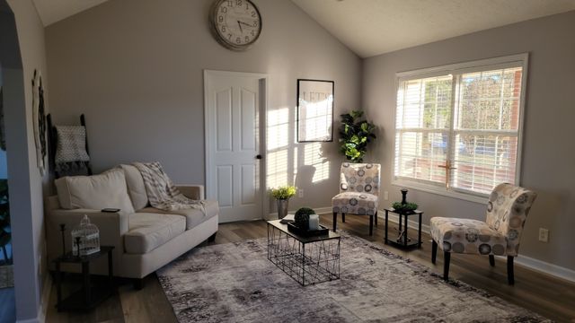 195 Rileys Bend Rd, Lynchburg, TN 37352