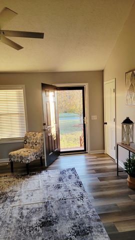 195 Rileys Bend Rd, Lynchburg, TN 37352