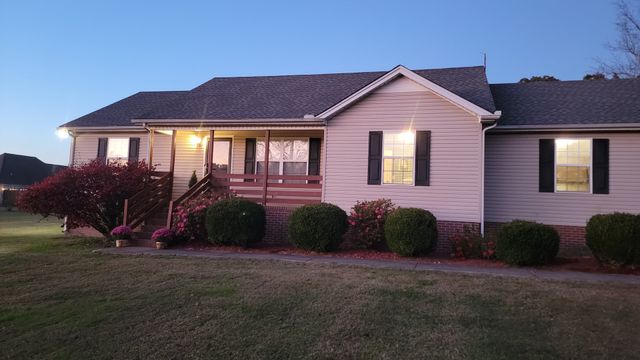 195 Rileys Bend Rd, Lynchburg, TN 37352