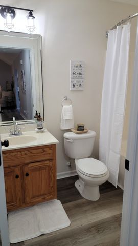 195 Rileys Bend Rd, Lynchburg, TN 37352