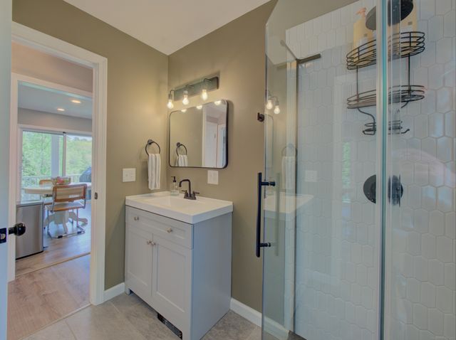 1026 Route 171, Woodstock, CT 06281