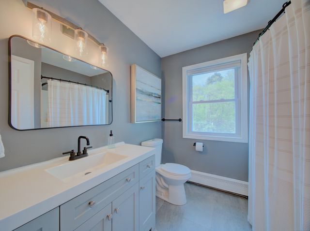 1026 Route 171, Woodstock, CT 06281