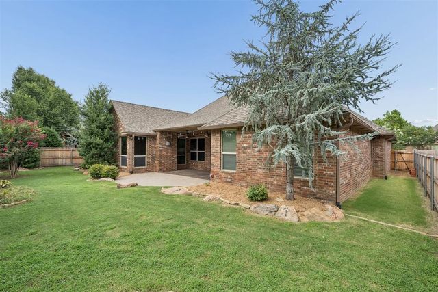 2712 Belmont Drive, Norman, OK 73072