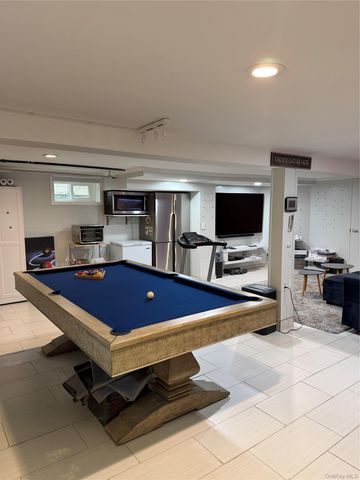 1016 Theodora Street, Franklin Square, NY 11010