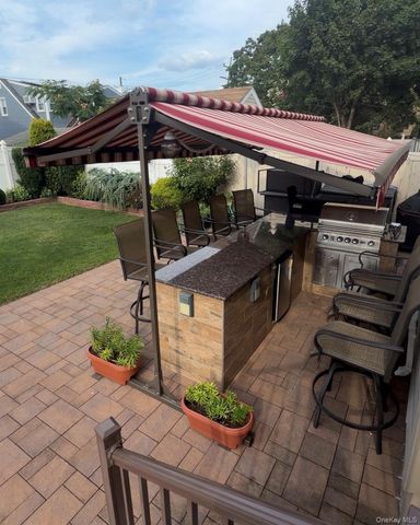 1016 Theodora Street, Franklin Square, NY 11010