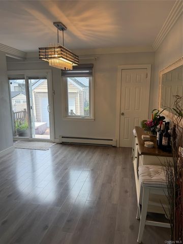 1016 Theodora Street, Franklin Square, NY 11010