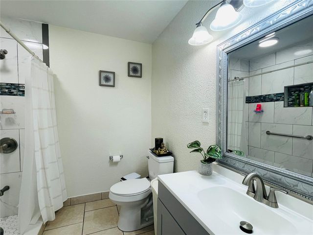 2307 W HAMILTON AVENUE, Tampa, FL 33604