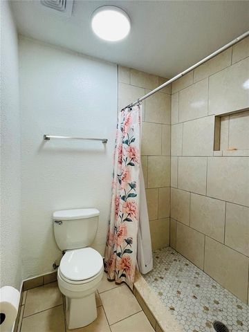 2307 W HAMILTON AVENUE, Tampa, FL 33604