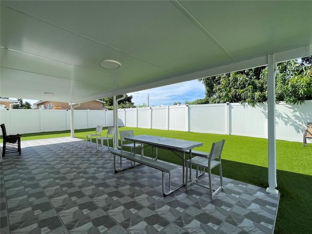 2307 W HAMILTON AVENUE, Tampa, FL 33604