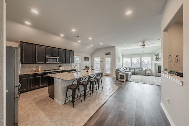3705 Cicada Lane, Mansfield, TX 76084