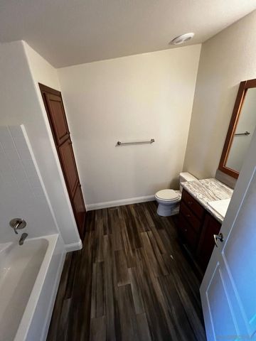 8975 Lamar St, Spring Valley, CA 91977