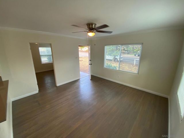 8975 Lamar St, Spring Valley, CA 91977