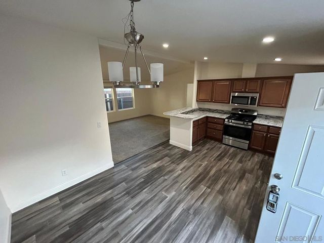 8975 Lamar St, Spring Valley, CA 91977