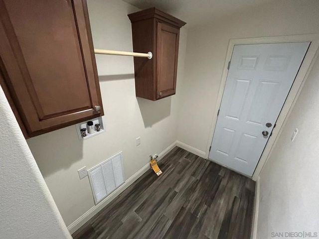 8975 Lamar St, Spring Valley, CA 91977