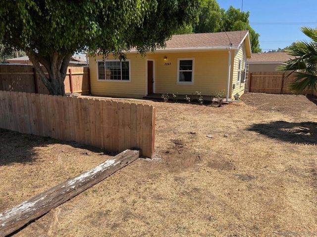 8975 Lamar St, Spring Valley, CA 91977