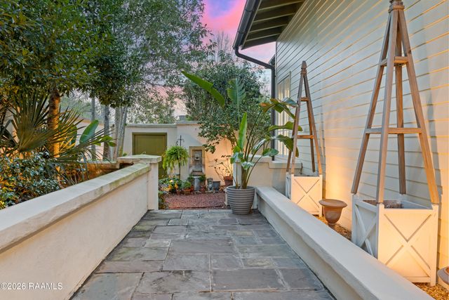 601 Richland Avenue, Lafayette, LA 70508