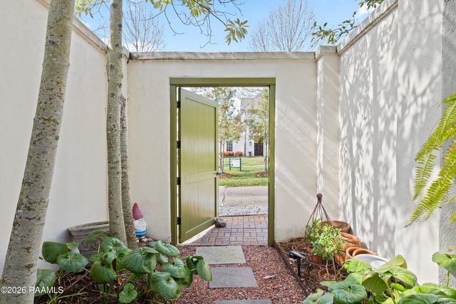 601 Richland Avenue, Lafayette, LA 70508