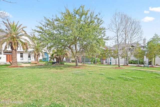 601 Richland Avenue, Lafayette, LA 70508