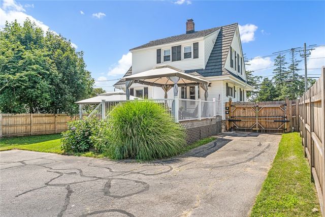 124 Beach Street, Westerly, RI 02891