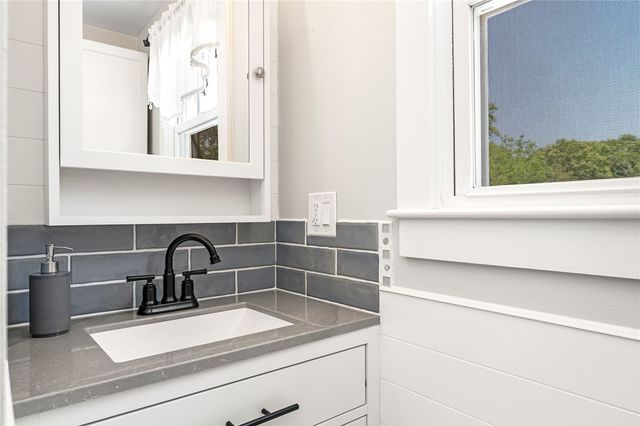 124 Beach Street, Westerly, RI 02891