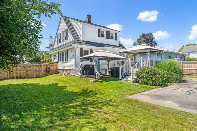 124 Beach Street, Westerly, RI 02891
