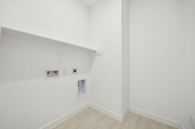 6702 Augusta Greens Drive, Baytown, TX 77523