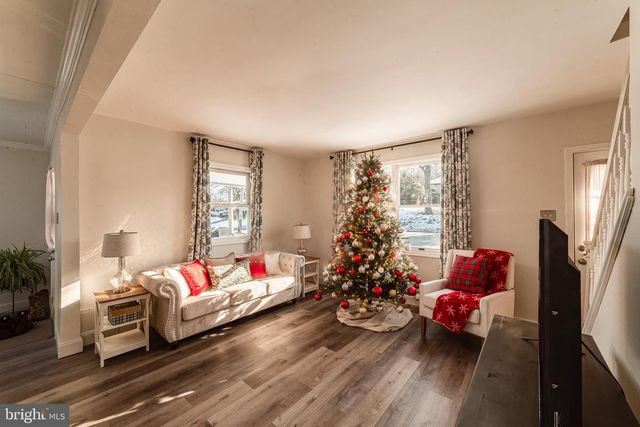 793 E SCHUYLKILL RD, Pottstown, PA 19465