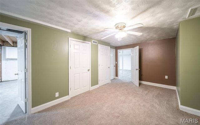 1524 Lola Lane, St James, MO 65559