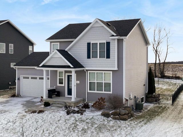 859 Shadowwood Trail, Sun Prairie, WI 53590