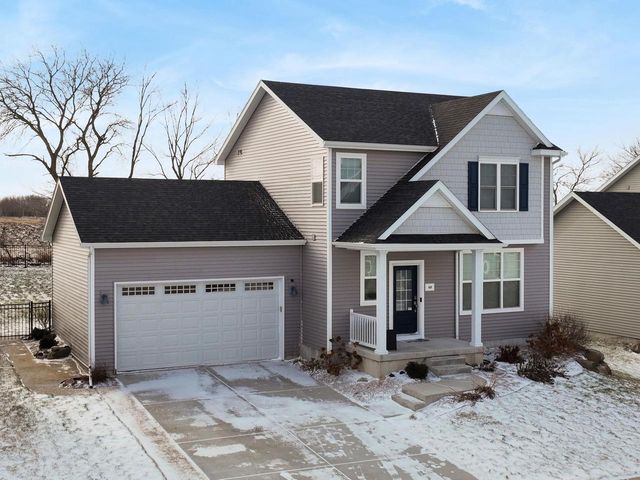 859 Shadowwood Trail, Sun Prairie, WI 53590