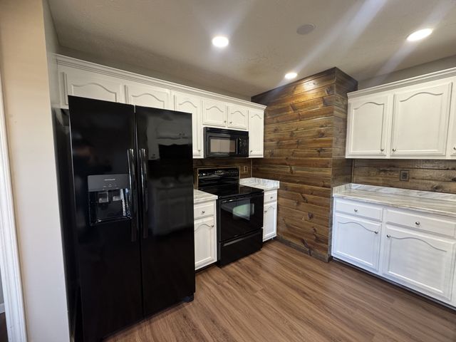 1051 Cindy Jo Ct, Clarksville, TN 37040