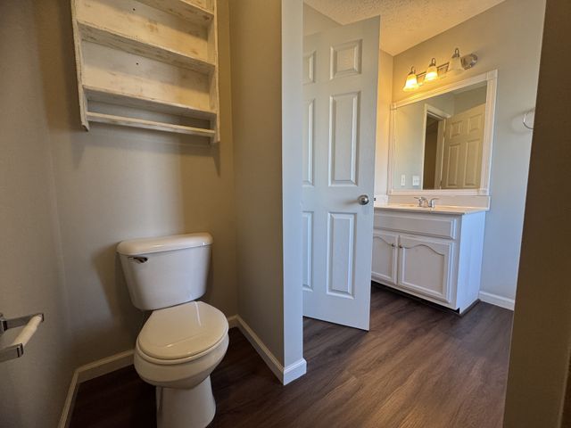 1051 Cindy Jo Ct, Clarksville, TN 37040