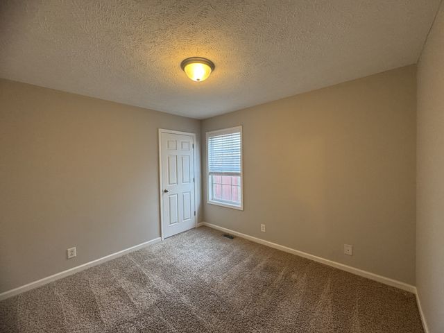 1051 Cindy Jo Ct, Clarksville, TN 37040