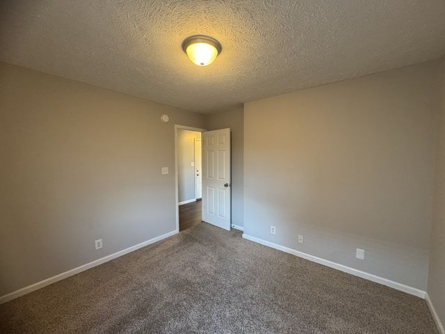 1051 Cindy Jo Ct, Clarksville, TN 37040