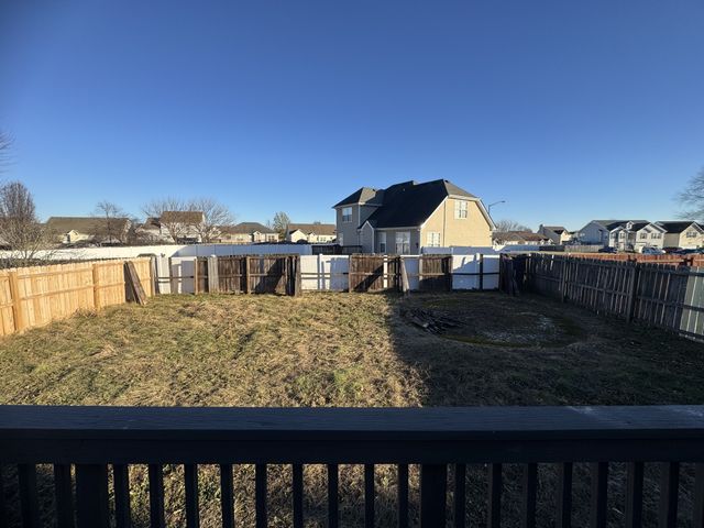 1051 Cindy Jo Ct, Clarksville, TN 37040