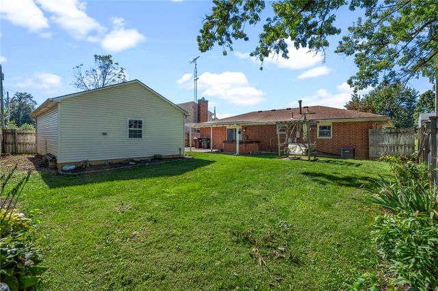 1613 Wigwam Trail, Xenia, OH 45385