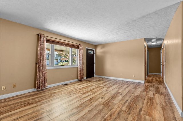 1613 Wigwam Trail, Xenia, OH 45385