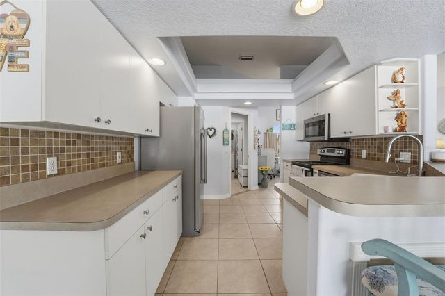 9366 HEARTWELLVILLE AVENUE, Englewood, FL 34224