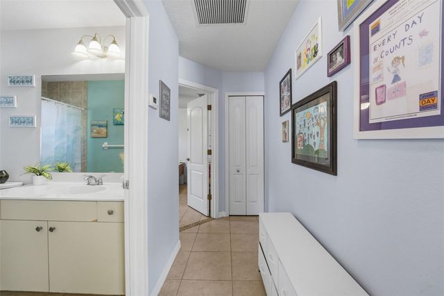 9366 HEARTWELLVILLE AVENUE, Englewood, FL 34224