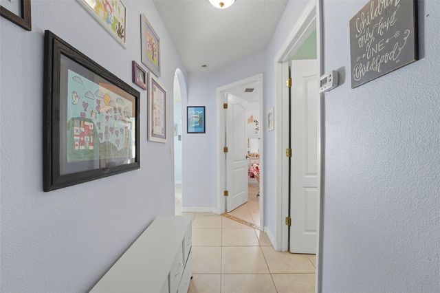 9366 HEARTWELLVILLE AVENUE, Englewood, FL 34224