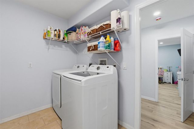 9366 HEARTWELLVILLE AVENUE, Englewood, FL 34224