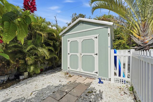 9366 HEARTWELLVILLE AVENUE, Englewood, FL 34224