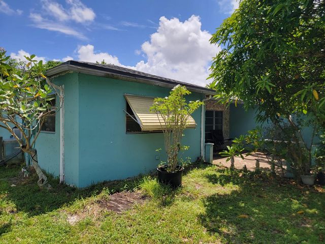 5165 SW 10TH Court, Margate, FL 33068