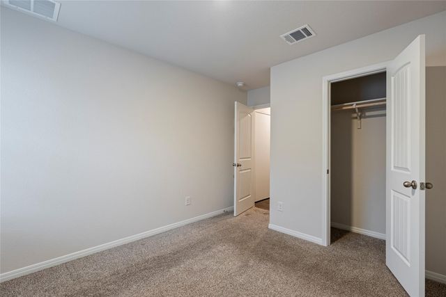 176 Texas Palmetto CIR, Kyle, TX 78640