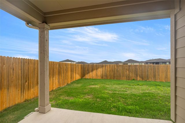 176 Texas Palmetto CIR, Kyle, TX 78640