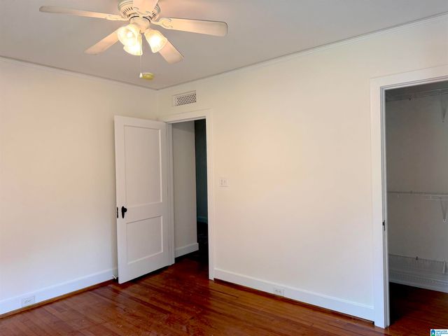 527 ROCKRIDGE AVENUE, Trussville, AL 35173