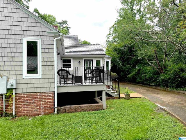 527 ROCKRIDGE AVENUE, Trussville, AL 35173