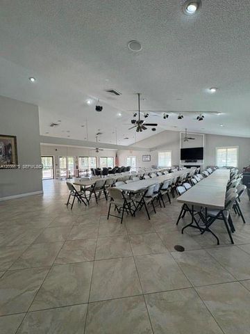 3380 Lucerne Park Drive 4B, Greenacres, FL 33467