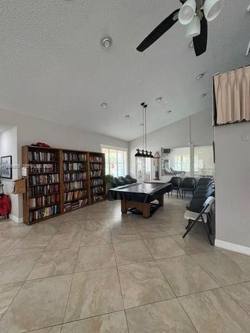3380 Lucerne Park Drive 4B, Greenacres, FL 33467