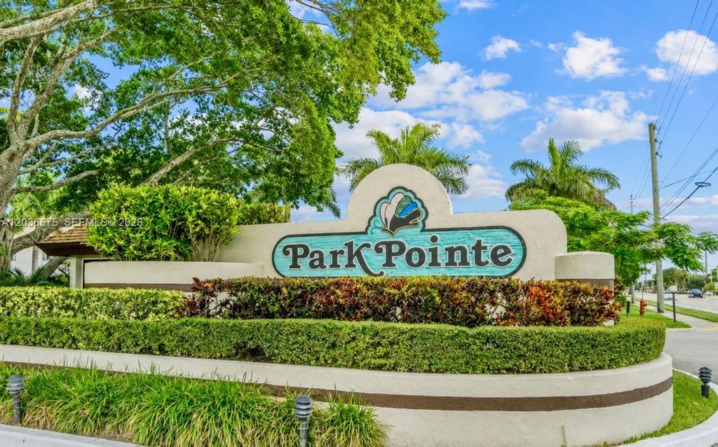3380 Lucerne Park Drive 4B, Greenacres, FL 33467